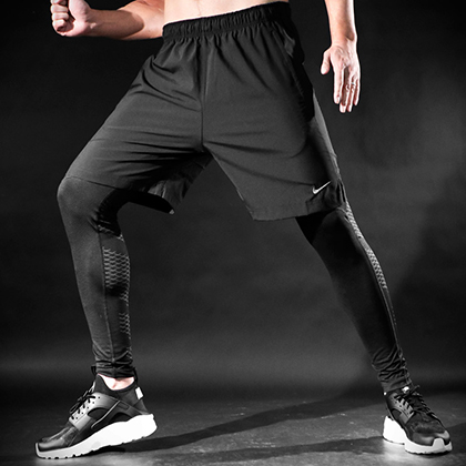 NIKE耐克 男款运动短裤 跑步训练五分裤 833272-010 黑色（排汗速干，舒适贴合）