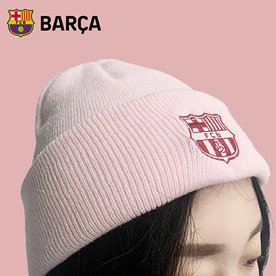 巴塞罗那俱乐部商品 巴萨官方新款秋冬粉毛线帽足球迷针织帽 茱萸粉