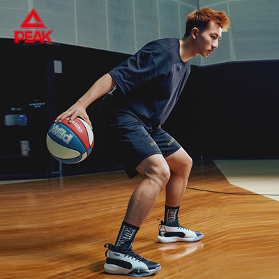匹克篮球比赛鞋新款潮流时尚男士专业实战篮球鞋透气防滑耐磨户外训练舒适篮球鞋 黑白色 DA120221
